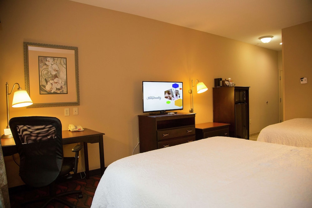 Suite, 2 Queen Beds, Accessible, Non Smoking - Photo 4