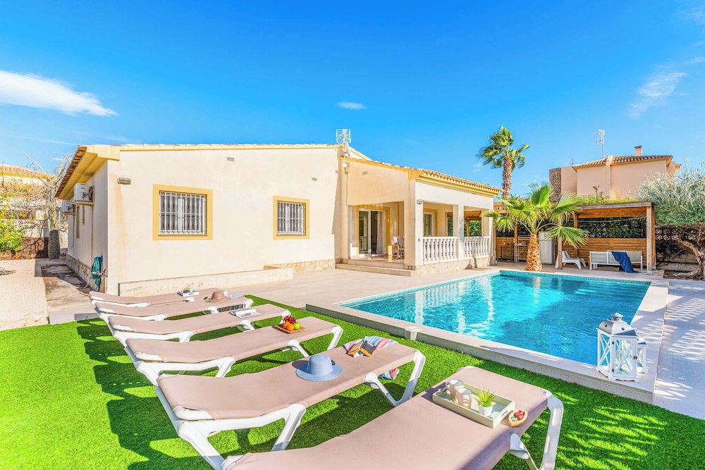 Villa (5 Habitaciones)