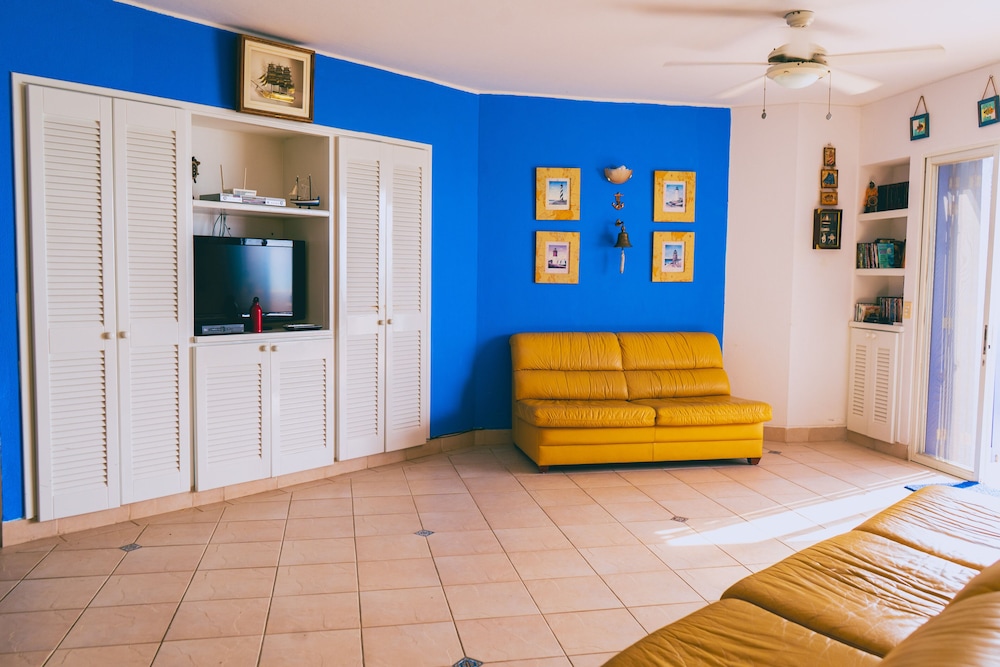 Deluxe Suite photo 3