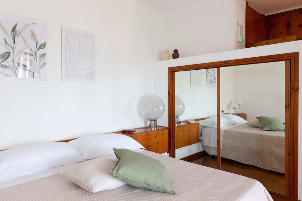 Leccino Camera deluxe con letto matrimoniale