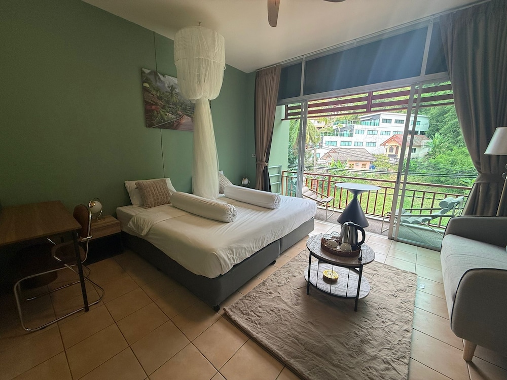 Deluxe Double Room, Balcony, Garden View photo 2