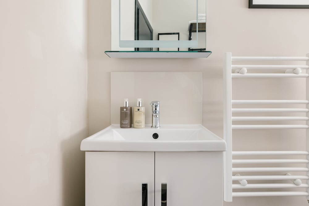 Single room shared bathroom
