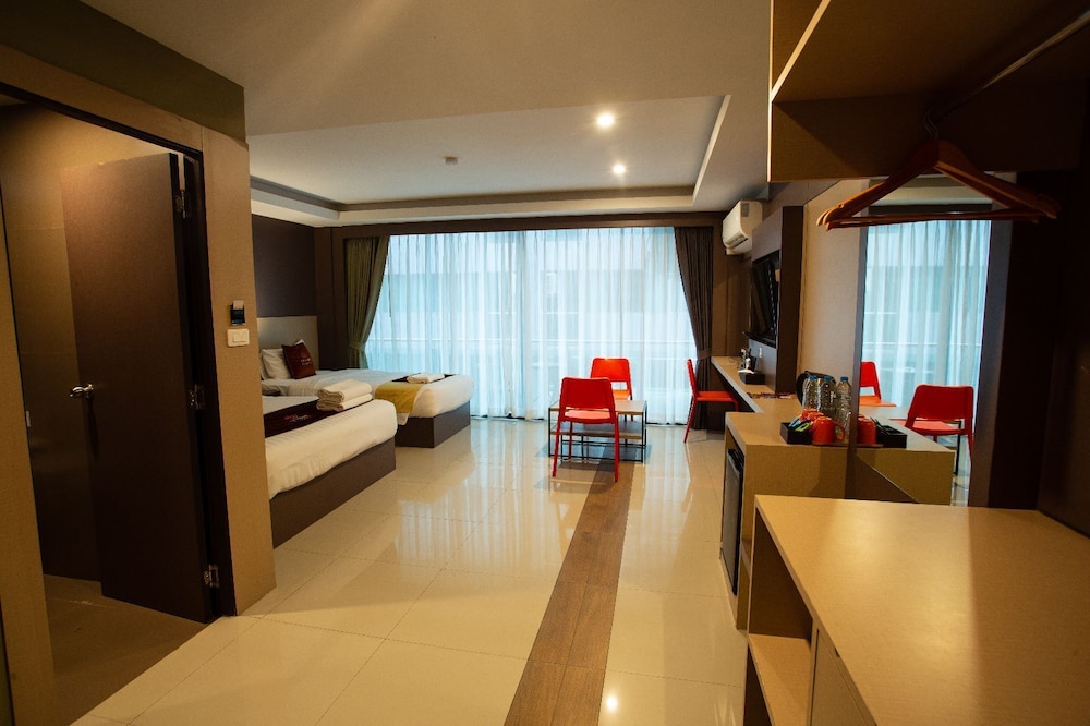 Family Quadruple Room photo 1