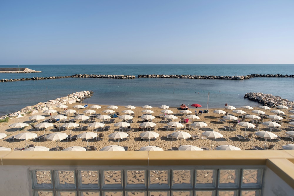 Superior Double Room, Sea View photo 3