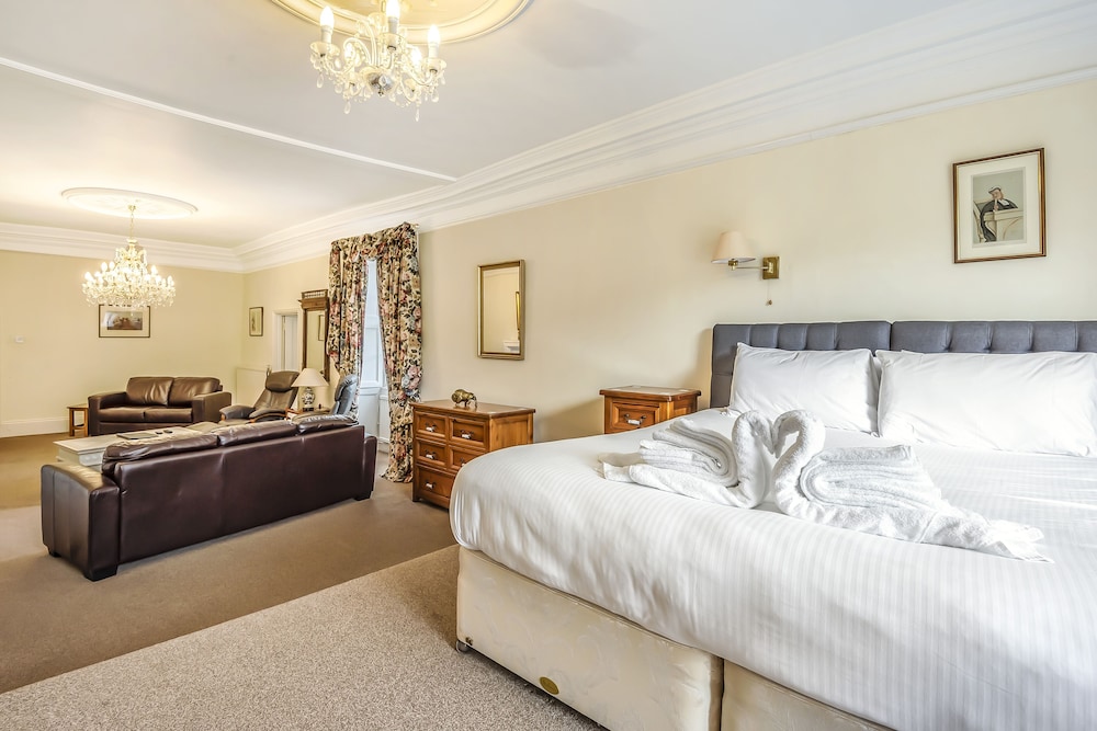 Grand Studio Suite photo 2