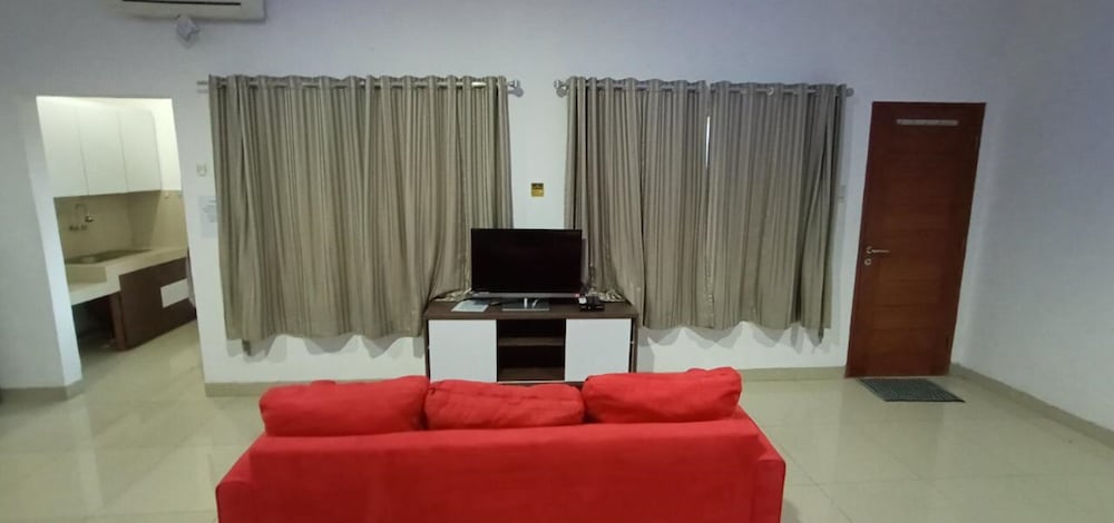 Suite - Photo 5