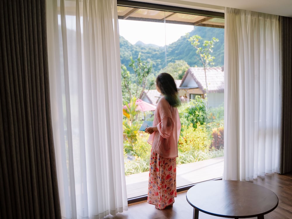 Junior Room, Valley View, Poolside photo 3