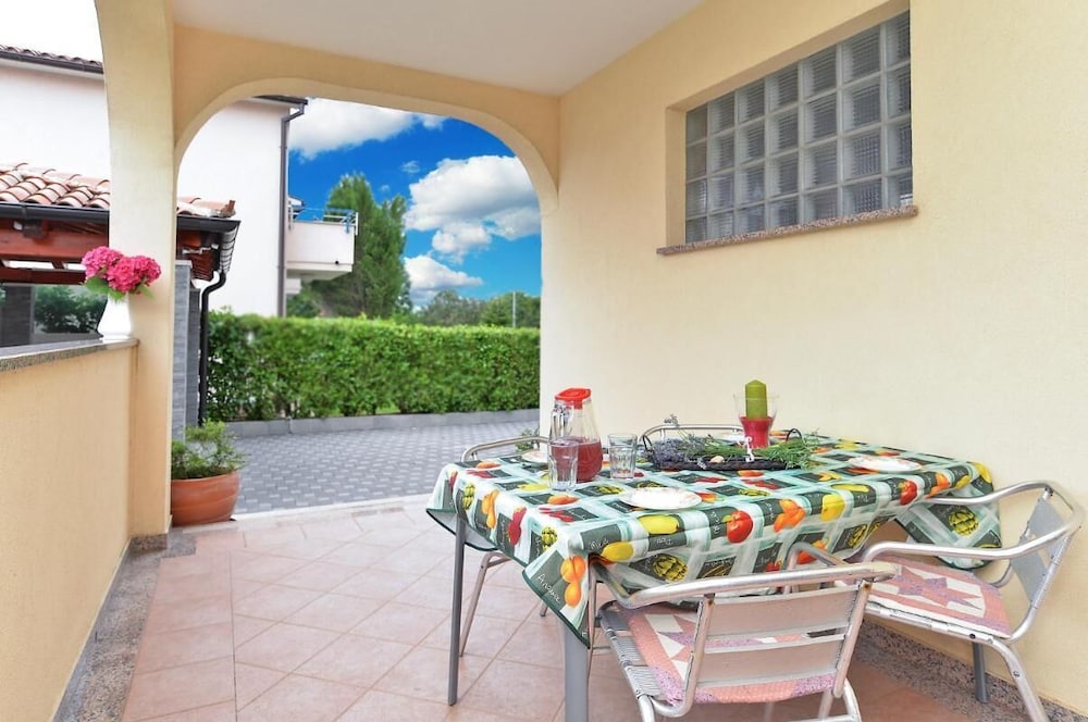 Apartment, 2 Bedrooms, Patio, Garden View
