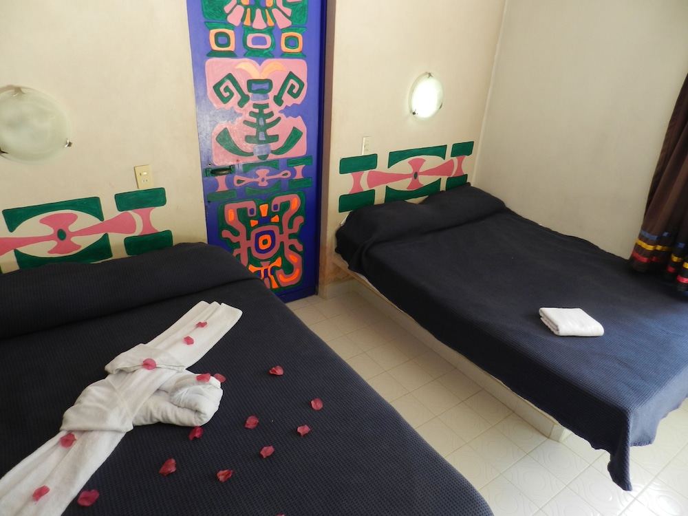Superior Room, 2 Double Beds, Private Bathroom (Air Conditioning)
