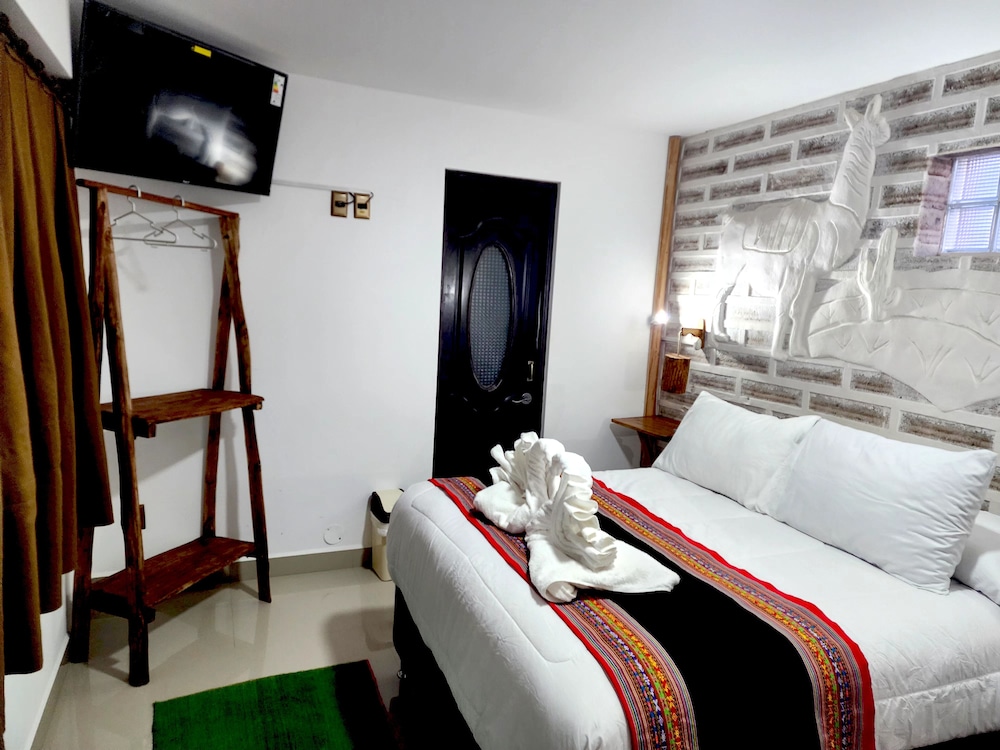 Comfort Double Room, 1 Queen Bed, Private Bathroom photo 3