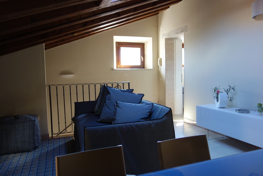 Appartamento con 2 Camere da Letto (6 Adulti) - Edificio Separato photo 1