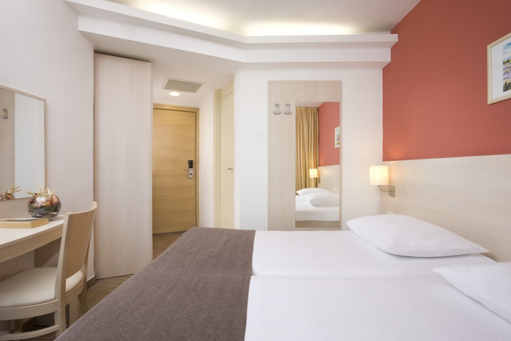 Room for 2 - Photo 3