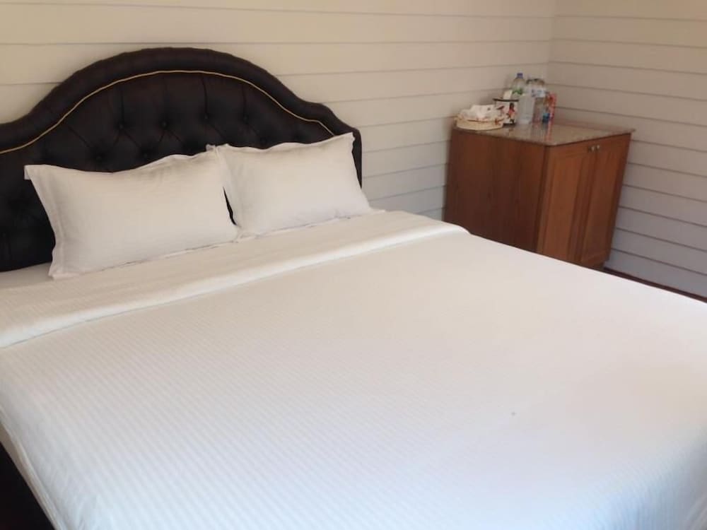 Superior Room with Free WiFi photo 2