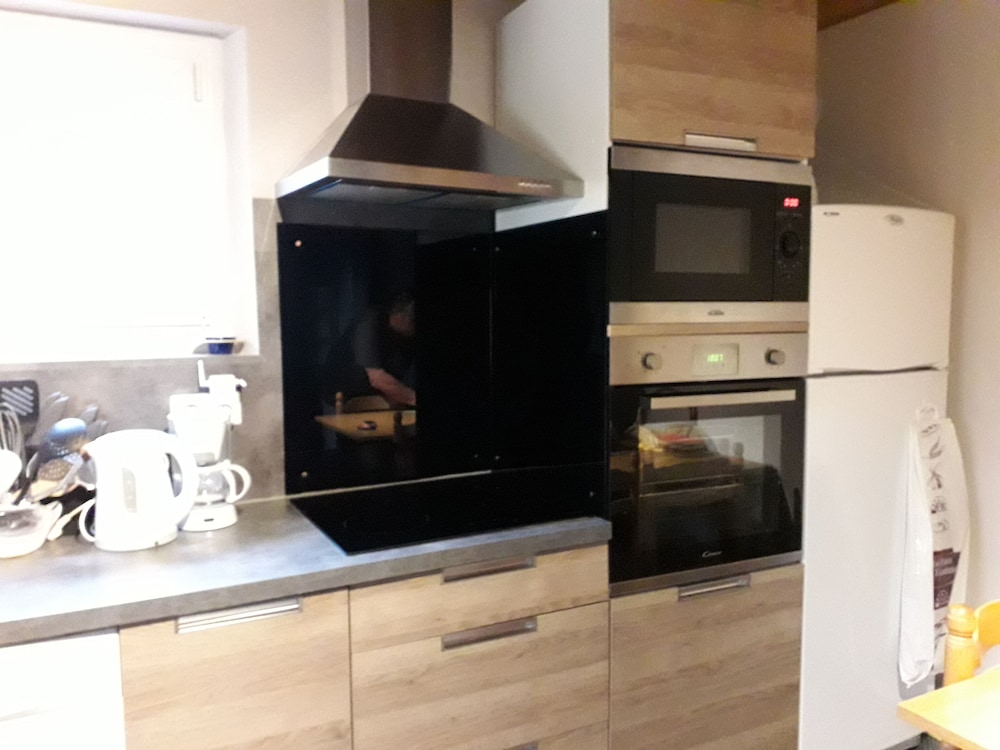 Studio, 1 Double Bed, Kitchen, Ground Floor photo 3