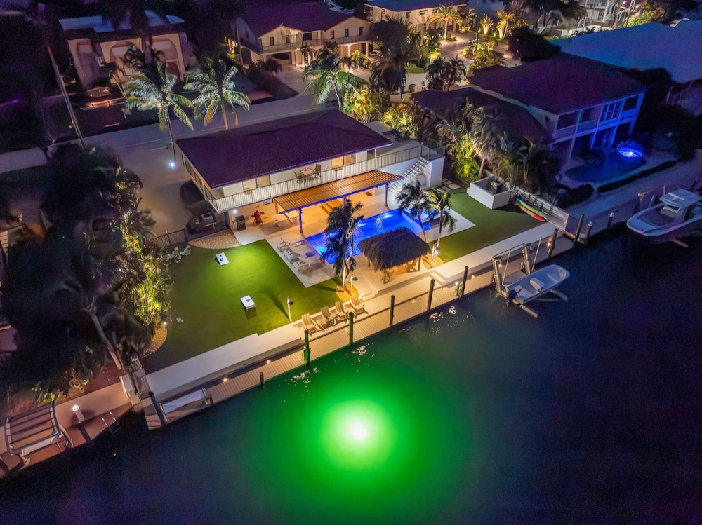 Deep Blue Waterfront Gem Pool Kayaks Dock, Zdjęcie 77