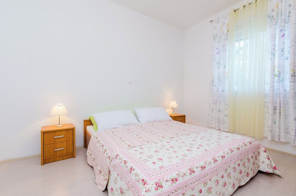 Apartment (Comfort One Bedroom Apartment With Te) photo 1