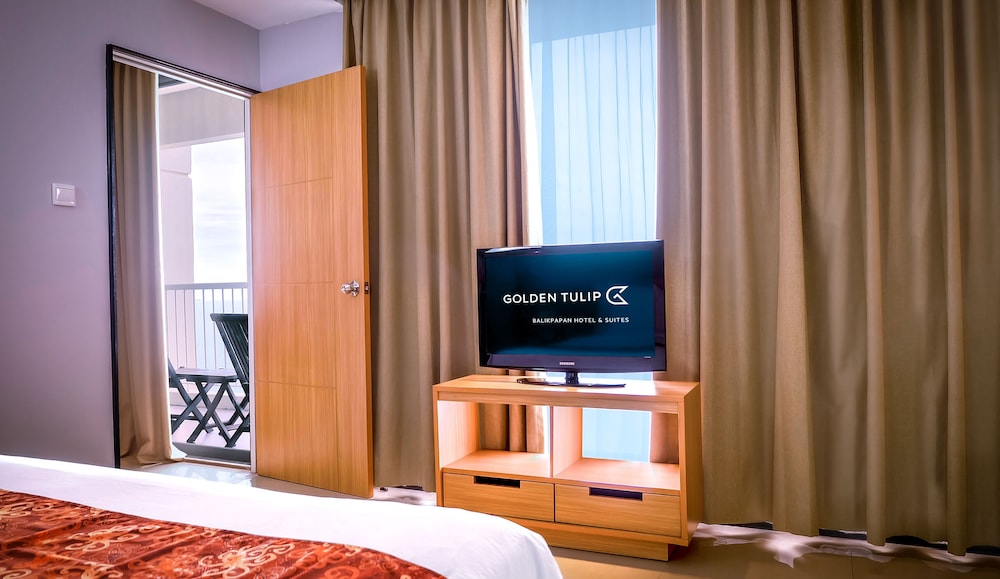 Suite, Multiple Beds - Photo 4