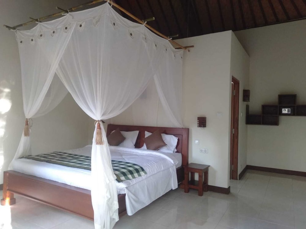 Premium Double Room, 1 King Bed, Garden Area photo 1