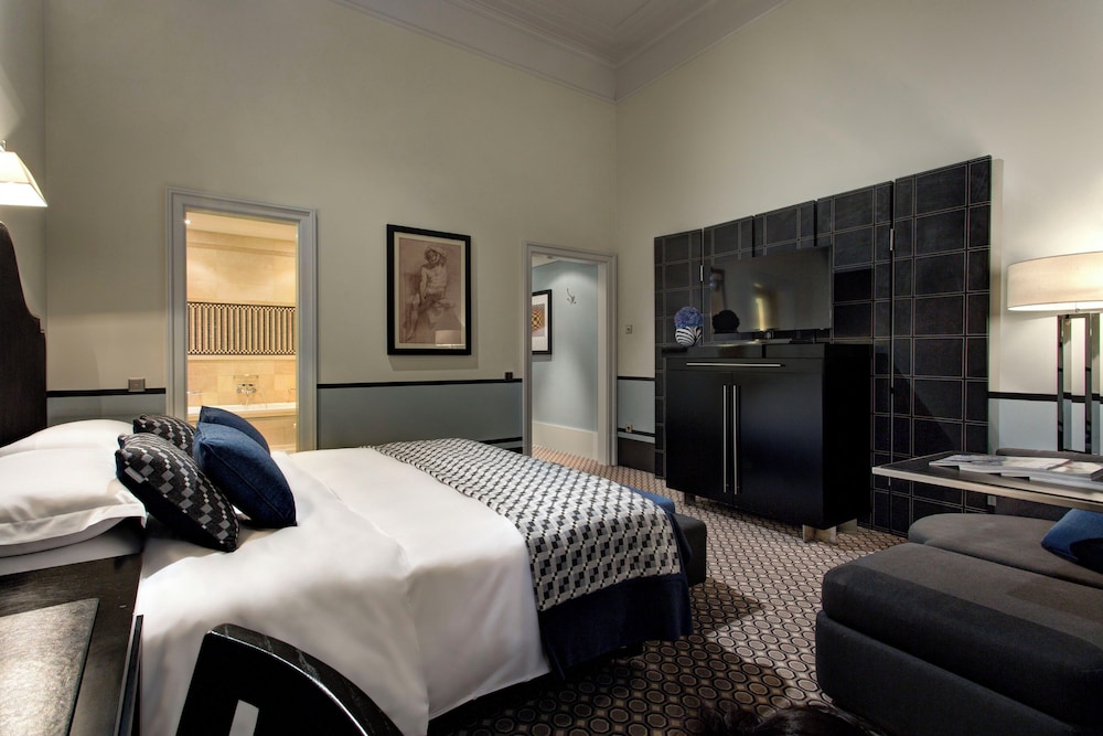 Superior Room - Photo 1
