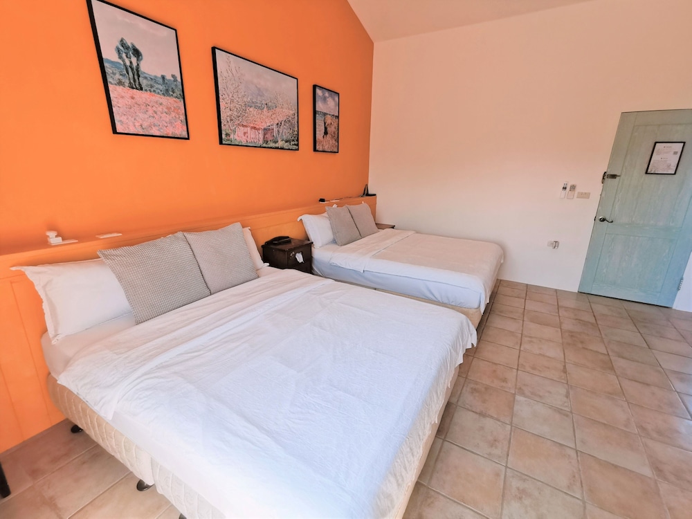 Family Quadruple Room, Balcony, Mountainside photo 3