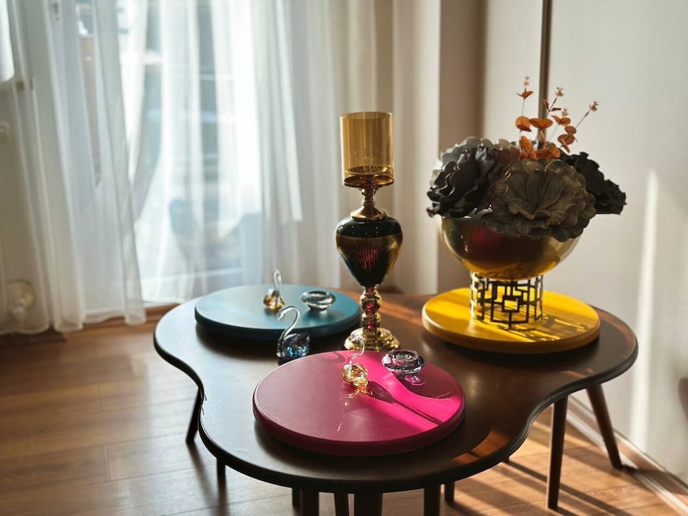 Standard Suite, Multiple Beds, Kitchen, City View - Photo 4
