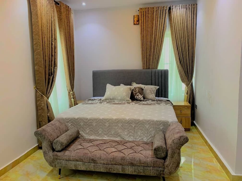 Presidential Apartment photo 2