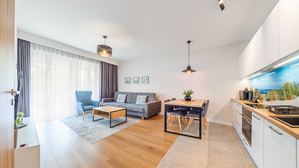 Apartment (10 ul. Szmaragdowa 20) photo 1