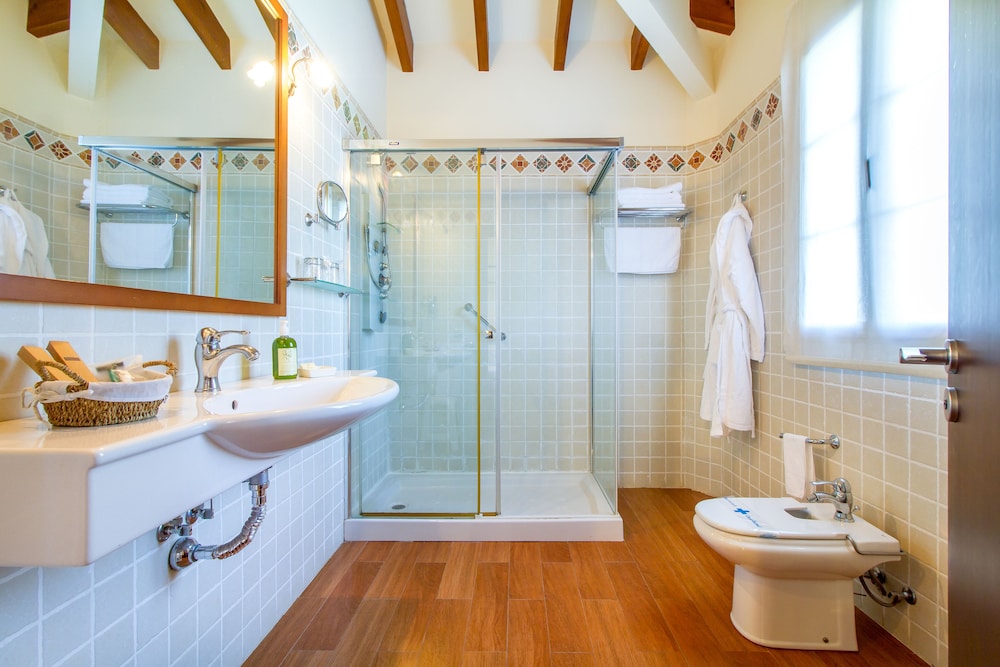 Classic Double Room - Photo 7