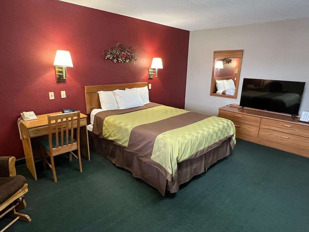 Room, 1 Queen Bed photo 2