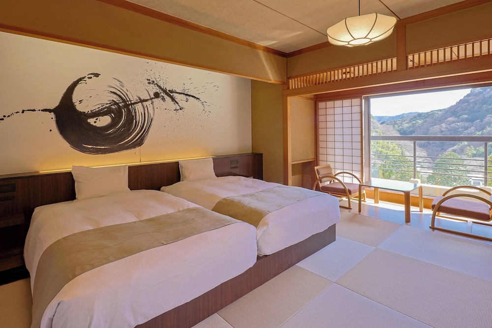 [ Refresh guest room] Japanese-style room with bed ( 58sqm)  Juraku-dai, Non Smoking photo 3