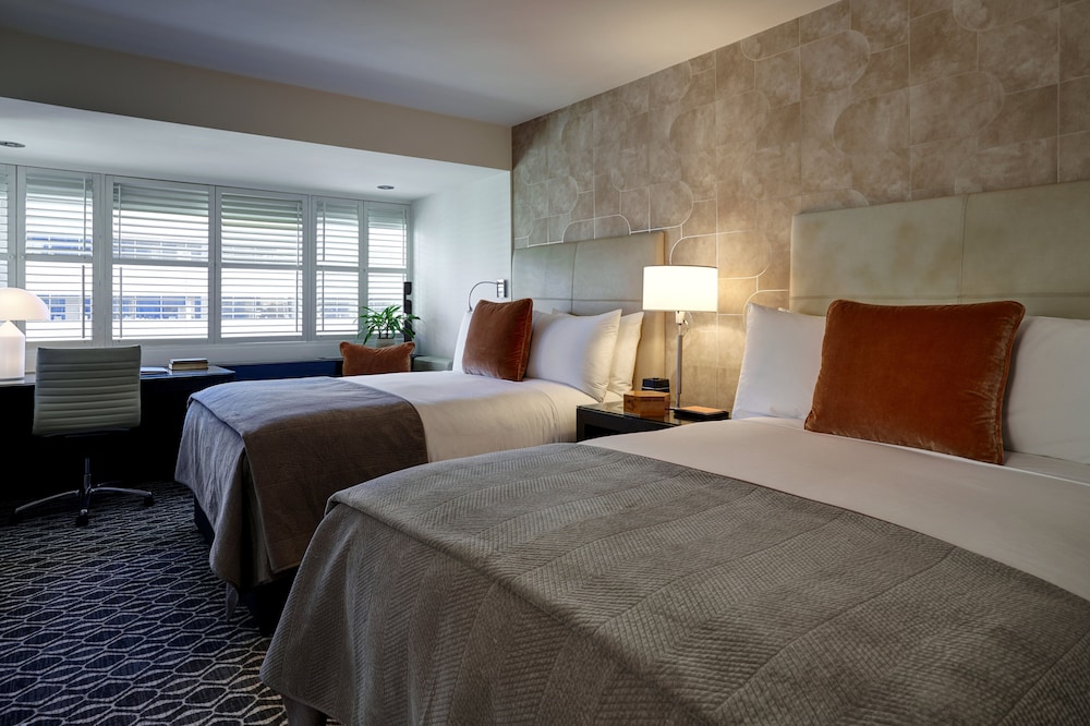 Deluxe Room, 2 Double Beds - Photo 2