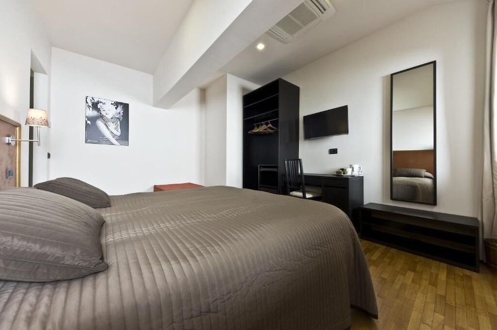 Business Double Or Twin Room
