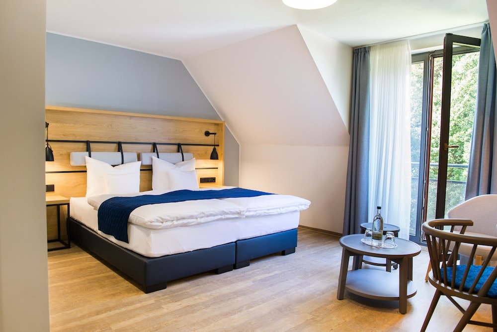 Comfort Room, 1 Queen Bed