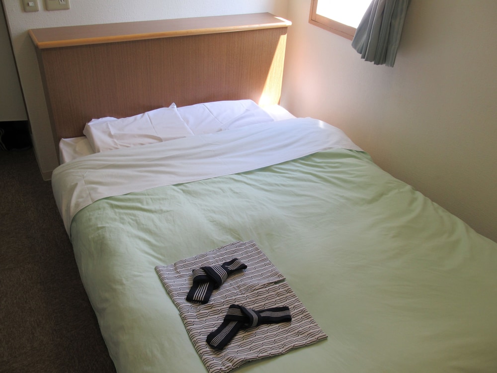 Double Room, Non Smoking - Photo 2