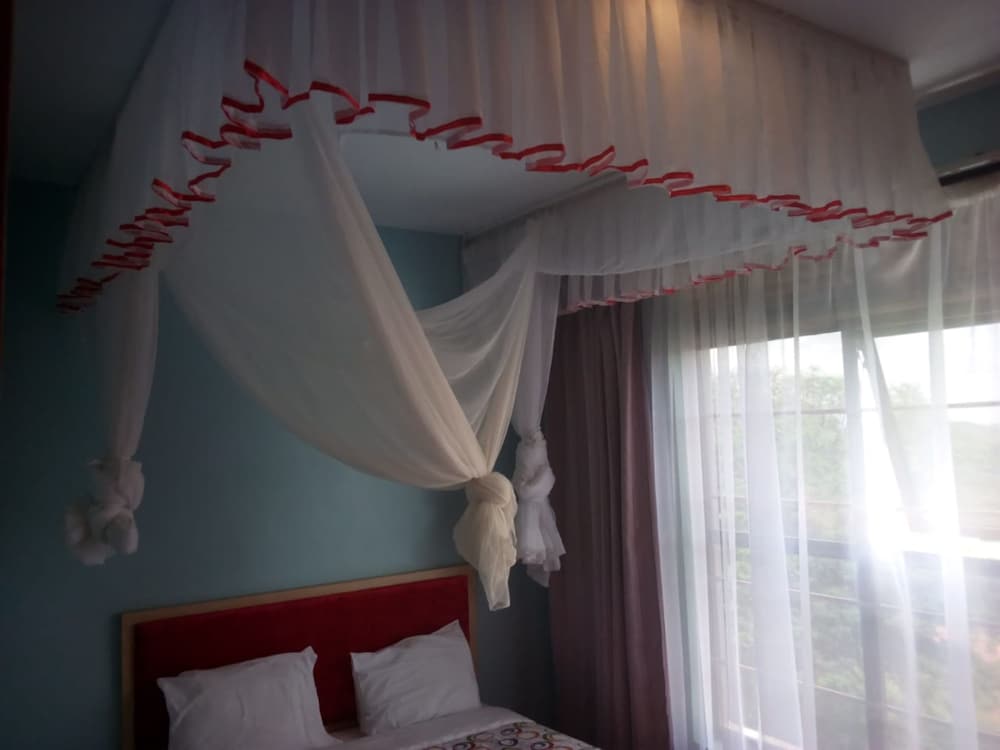 Standard Room photo 2