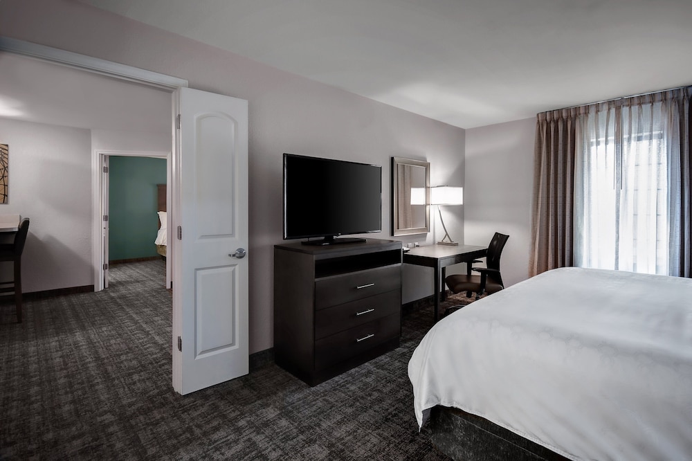 Suite, 2 Bedrooms, Accessible, Kitchen (Communication Accessible) - Photo 1