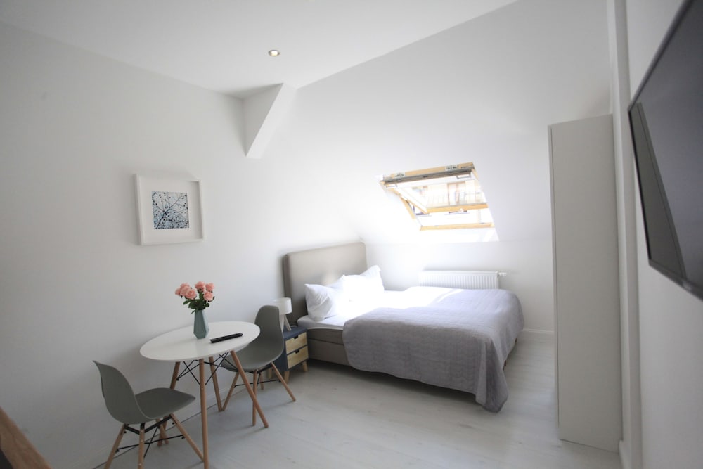 Classic Double Room, 1 Queen Bed