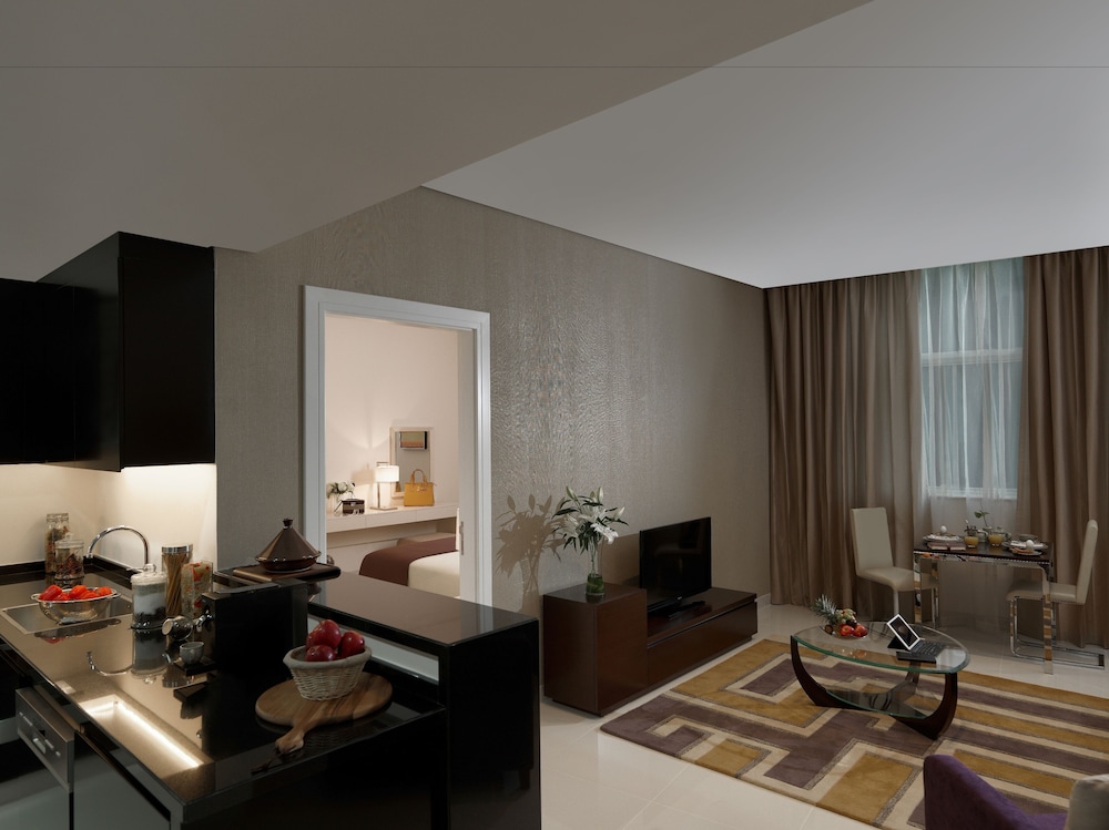 Suite, 1 Bedroom (Burj Khalifa View) thumbnail 6