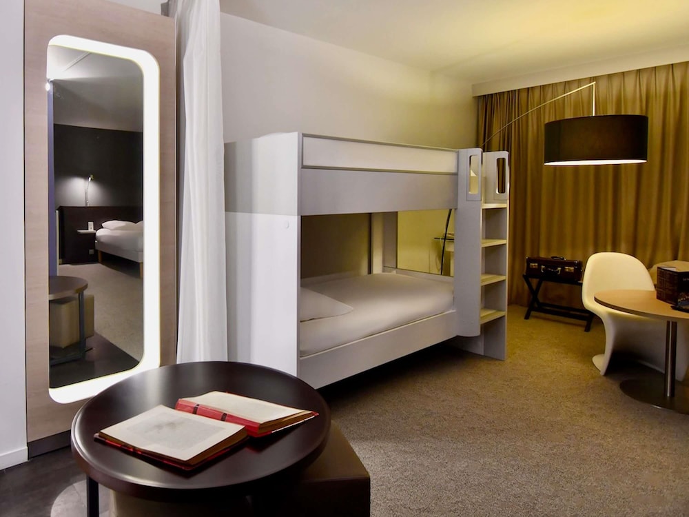 Junior Suite, Multiple Beds photo 2