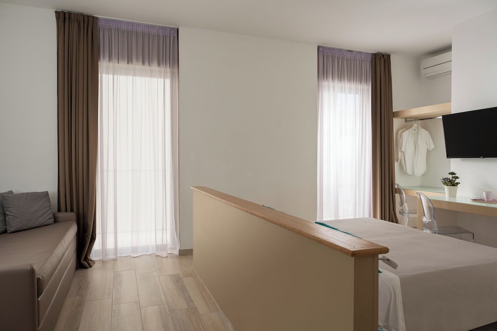 Family Quadruple Room, Sea View photo 2