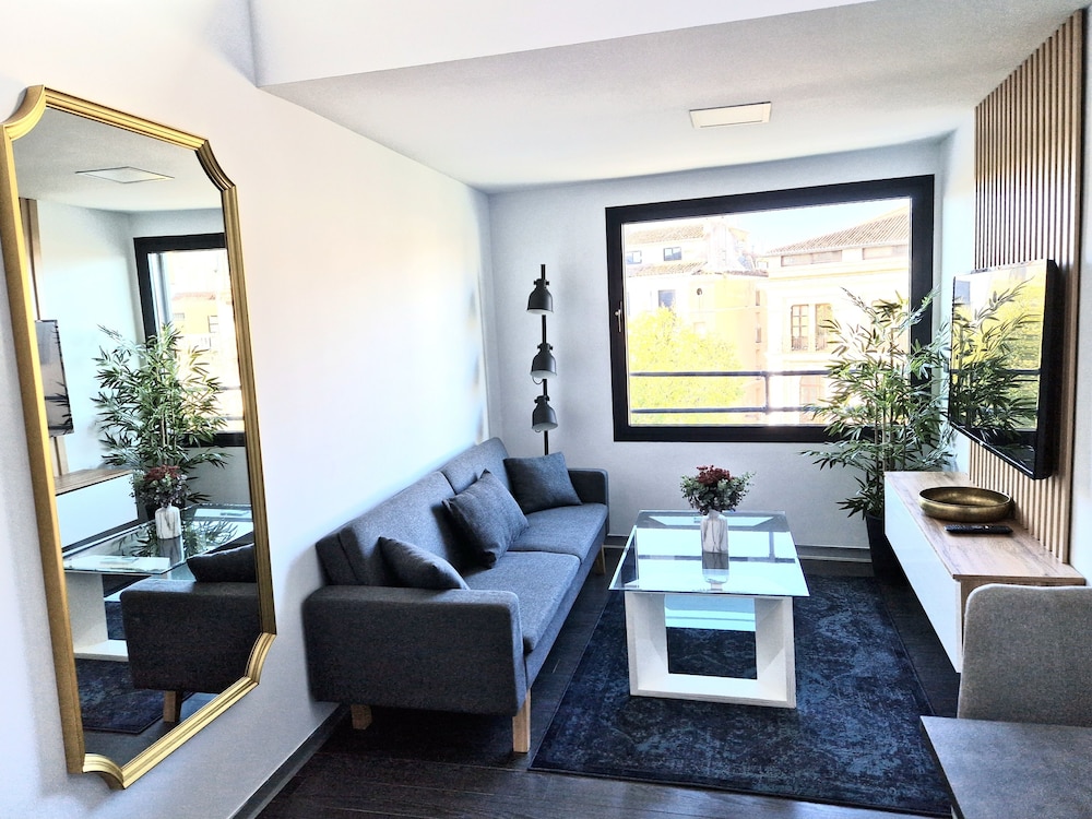 Deluxe Duplex, 1 Bedroom, Tower