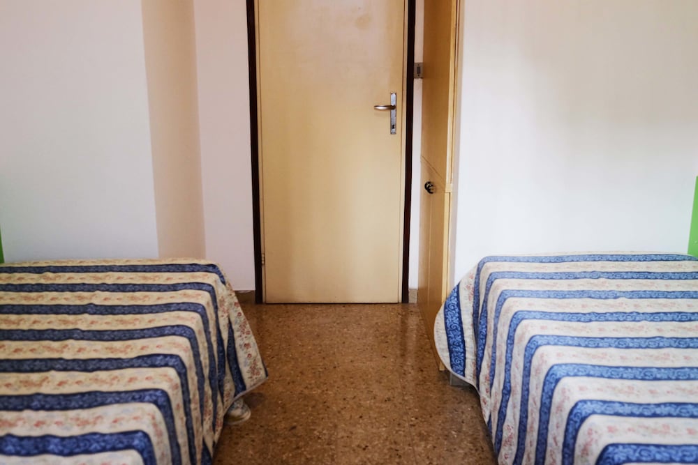Apartment (C-6)