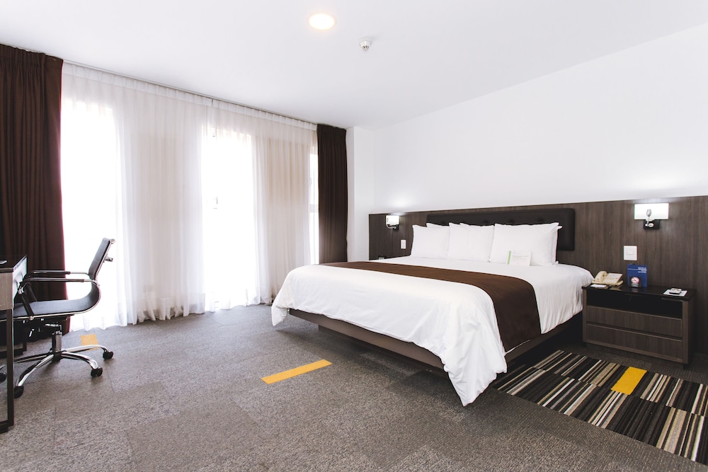 Superior Room, 1 King Bed, Non Smoking (Matrimonial Superior) thumbnail 6
