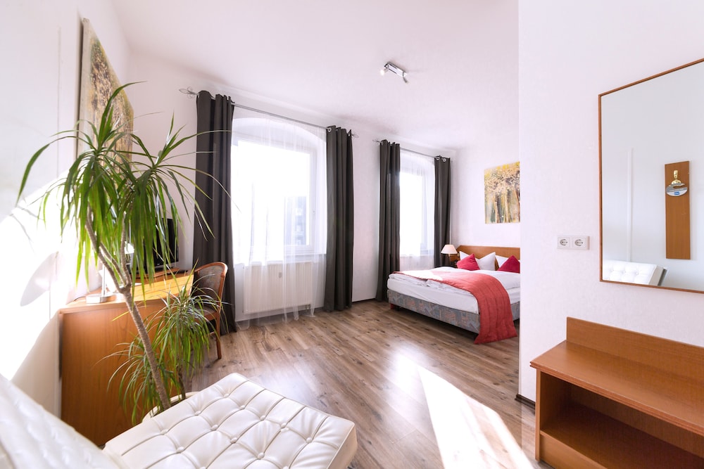 Double Room photo 3