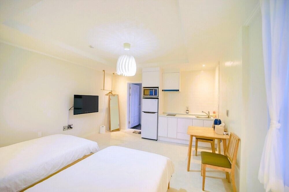 Room (double bed room 203) - Photo 5