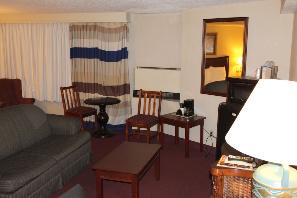 1 King Bed With Garden Jacuzzi photo 3