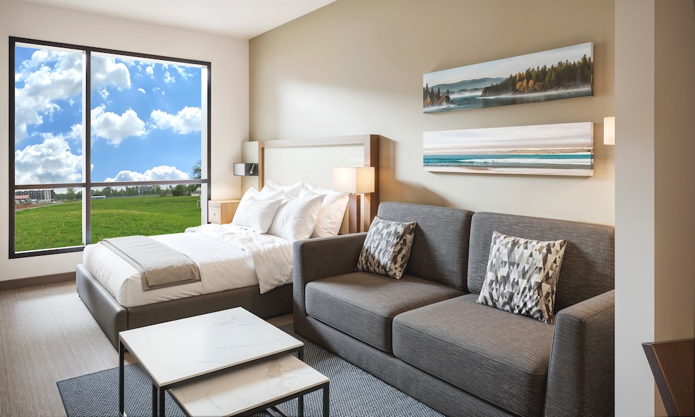 Classic Studio, 1 Queen Bed with Sofa bed, Kitchenette