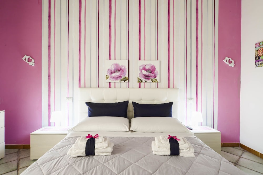 Deluxe Room, City View photo 2