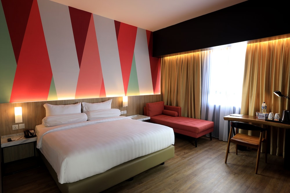 Deluxe Double Room, 1 Queen Bed photo 1