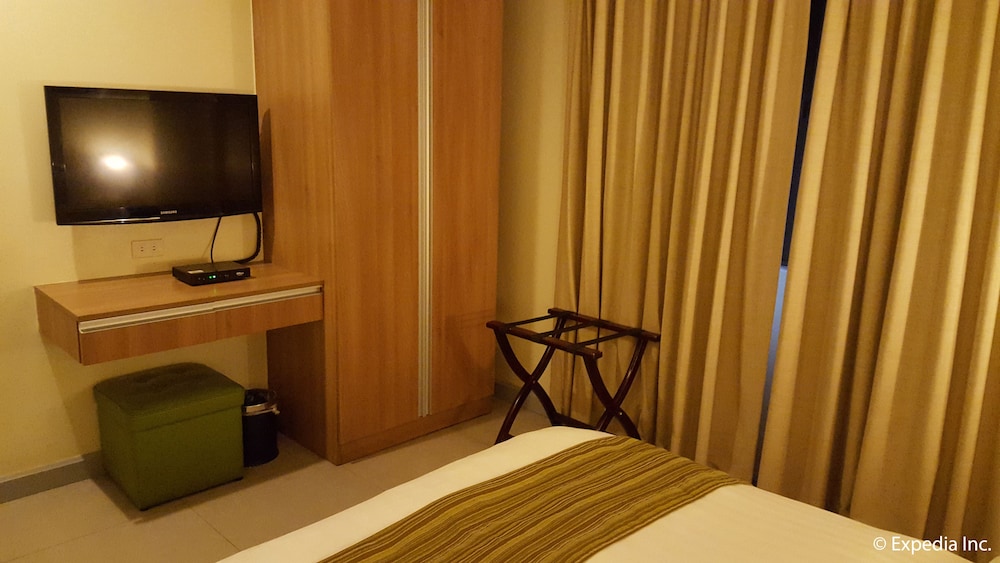 Apartment, 2 Bedrooms - Photo 4